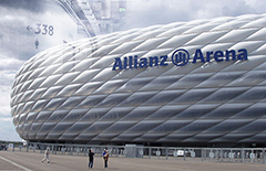 Allianz_Arena_2005-06-10_kombi_crpd_240 Allianz-Arena